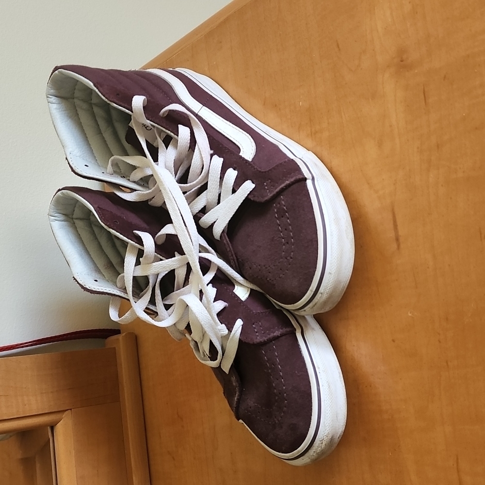Burgundy Vans high top